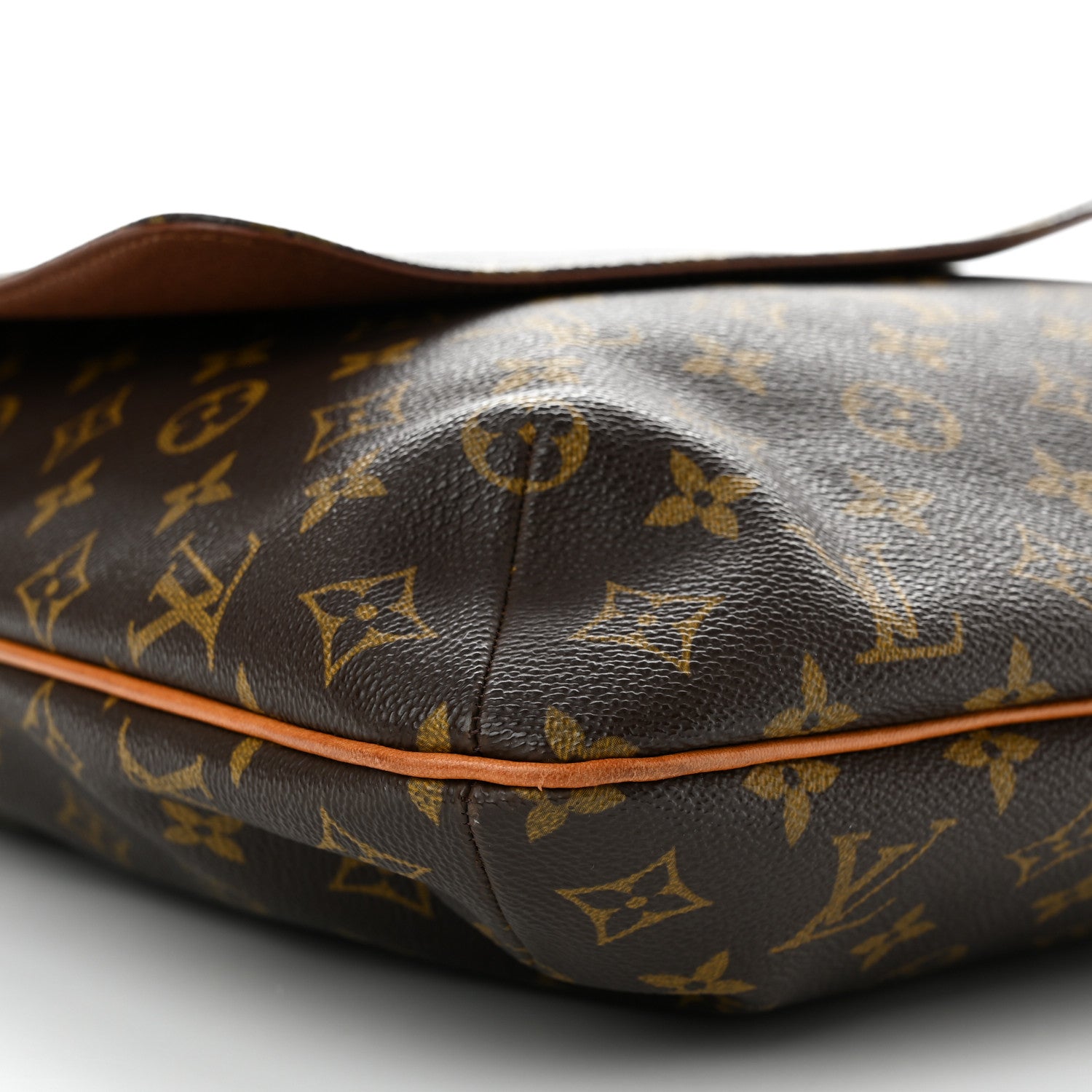 Louis Vuitton Monogram Musette GM 9 of 14