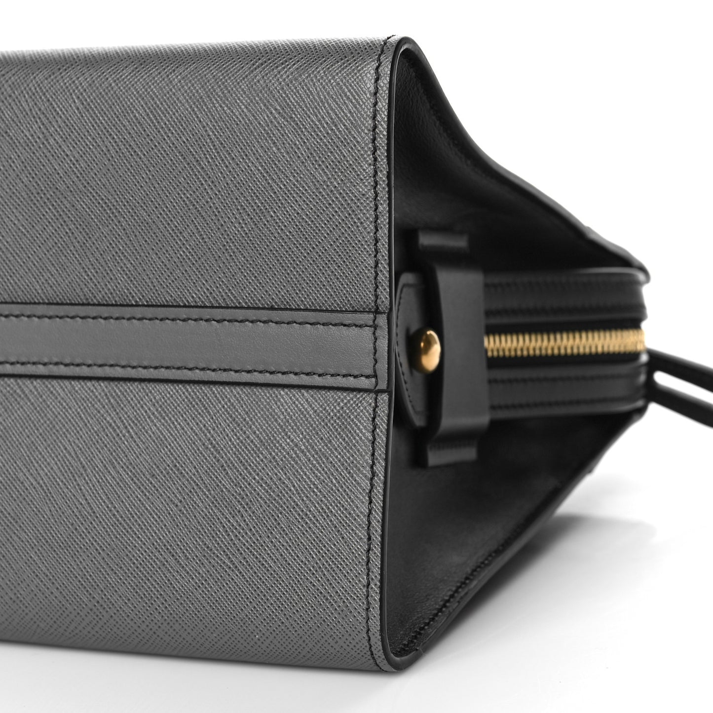 Saffiano City Calfskin Medium Esplanade Tote Mercurio Black