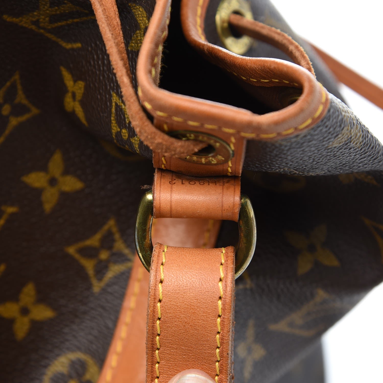 Louis Vuitton Monogram Petit Noe 7 of 12