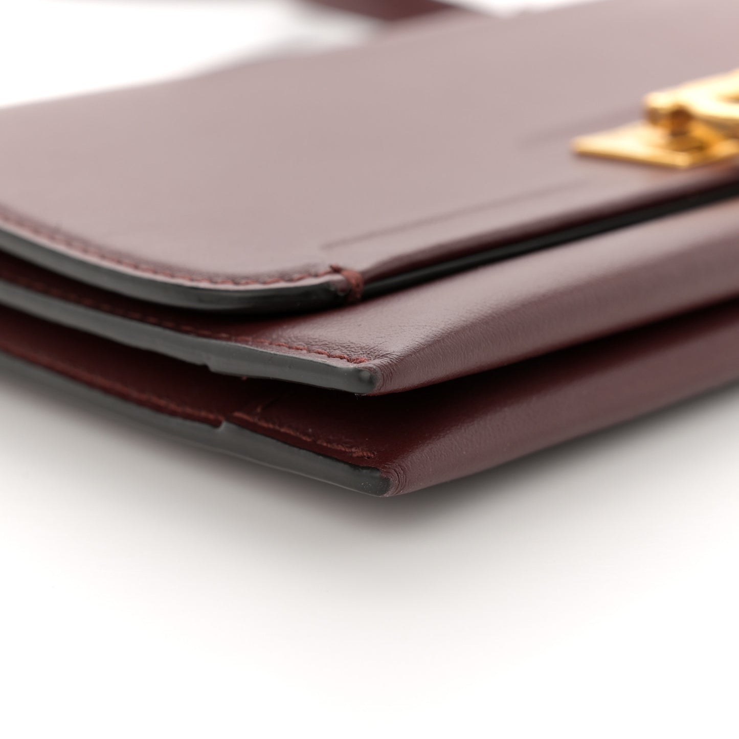Calfskin Trifolio Wallet On Chain Burgundy