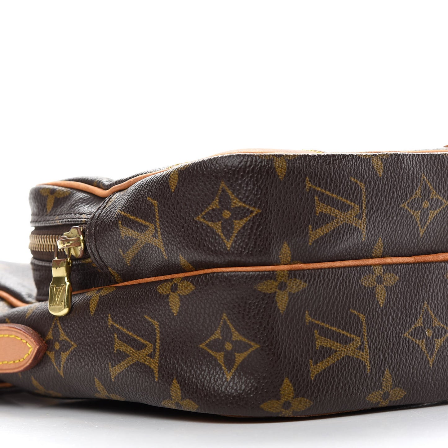 Monogram Amazone