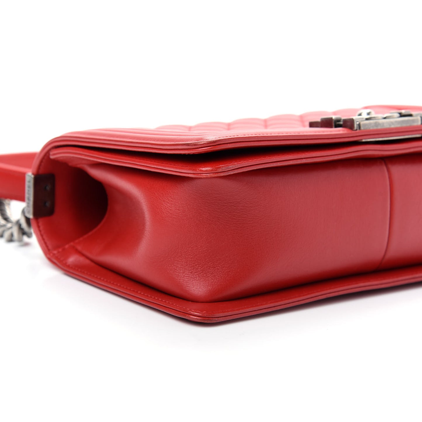 Lambskin Quilted Medium Boy Flap Red