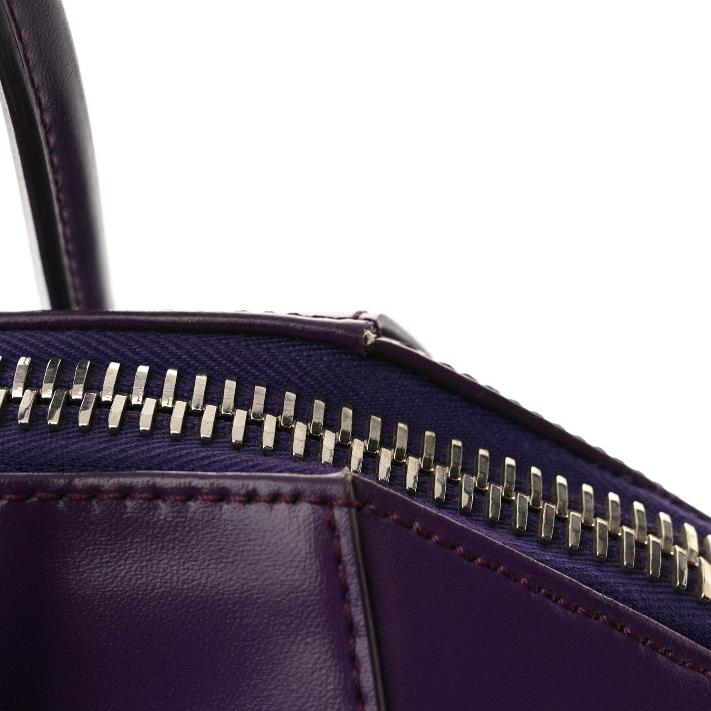 Shiny Lord Calfskin Small Antigona Ultraviolet