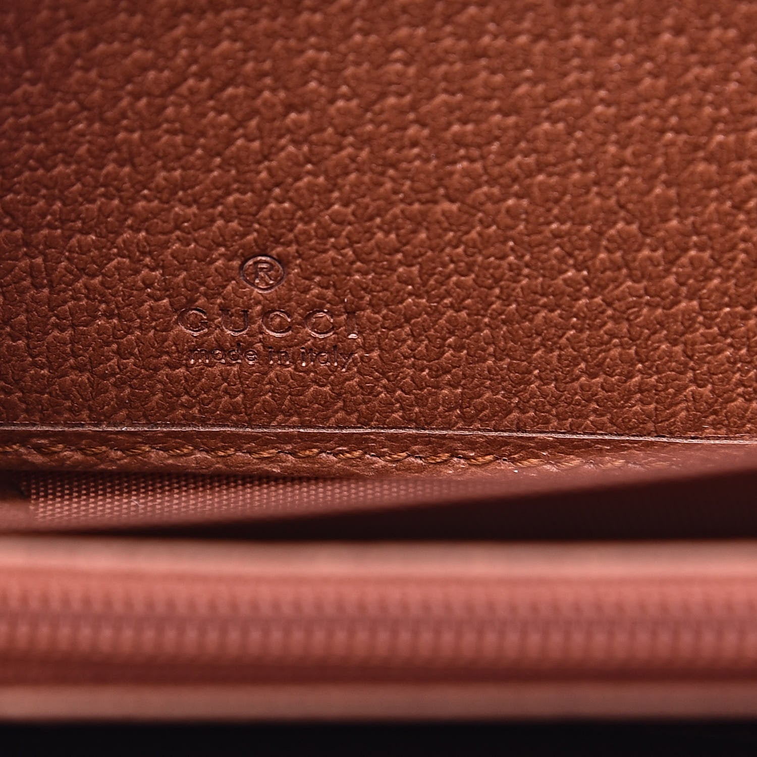 Gucci X MLB GG Monogram NY Yankees Zip Around Wallet Beige Ruggine Ivory 7 of 9