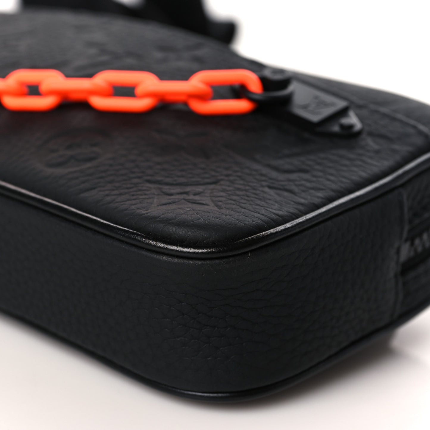 Taurillon Monogram Uniformes Solar Ray Soft Pochette Volga Belt Bag Black