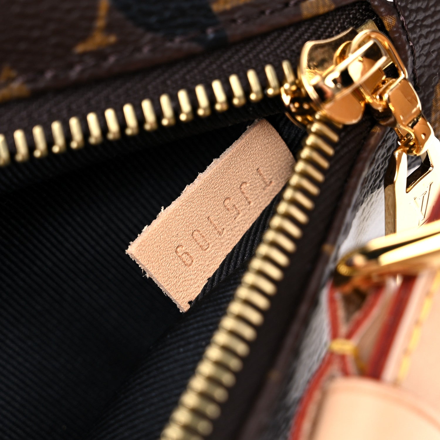 Louis Vuitton X LOL Monogram Bumbag Blue Silver 7 of 12