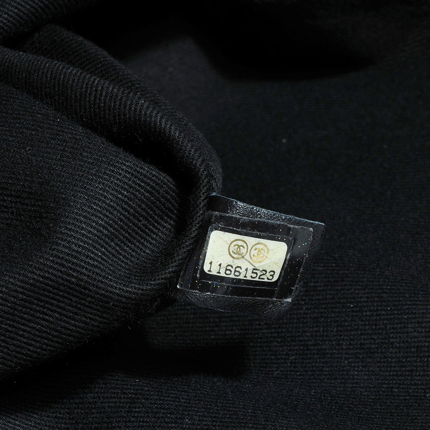 Calfskin Expandable Flap Black