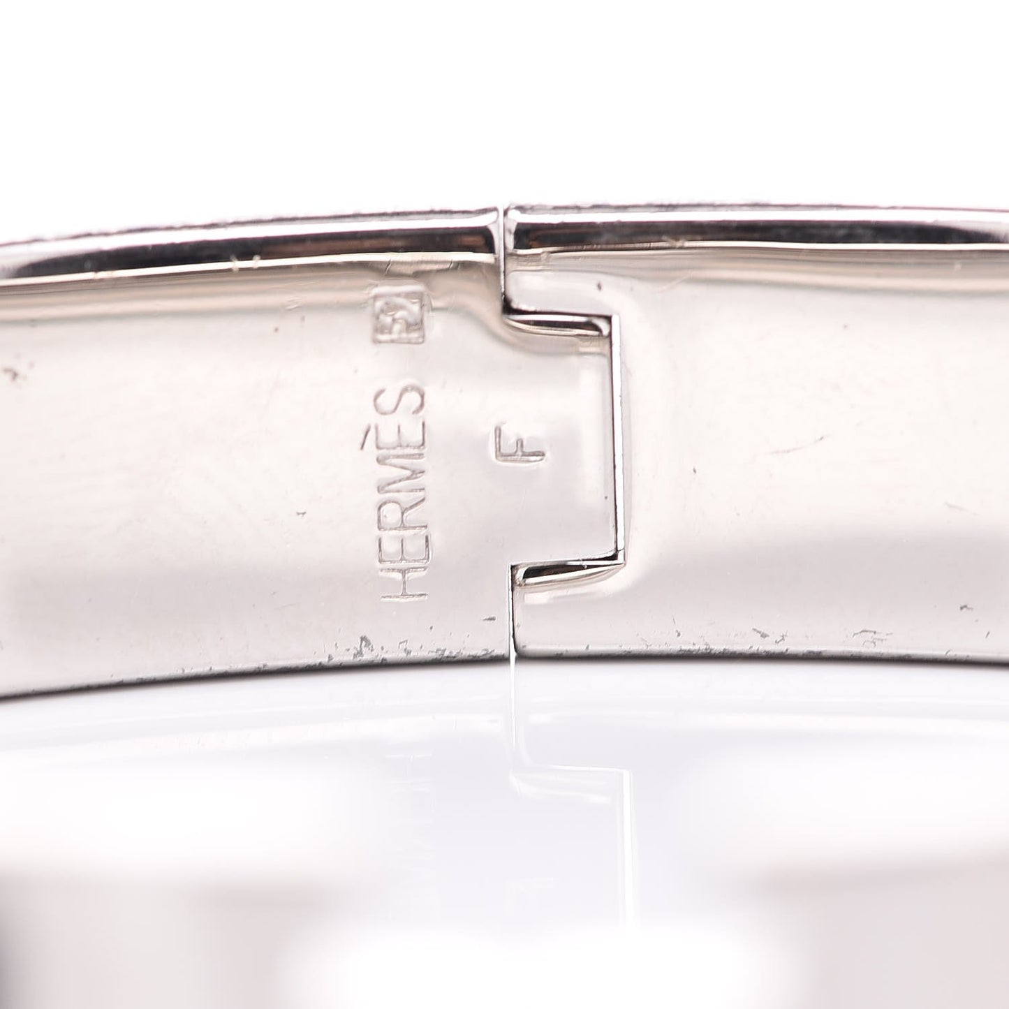 Enamel Narrow Clic Clac H Bracelet PM Black