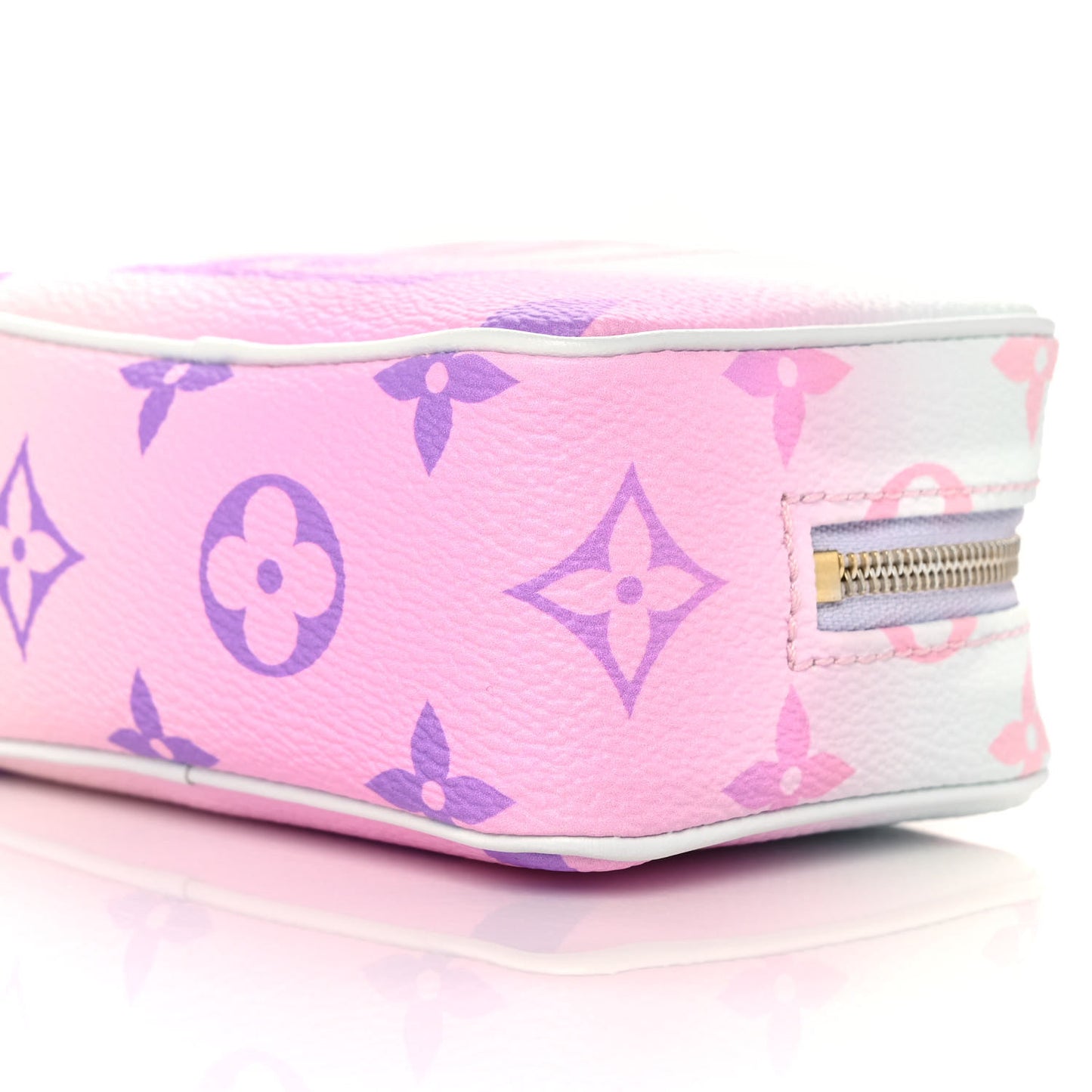 Monogram Giant Spring In The City Wapity Case Sunrise Pastel