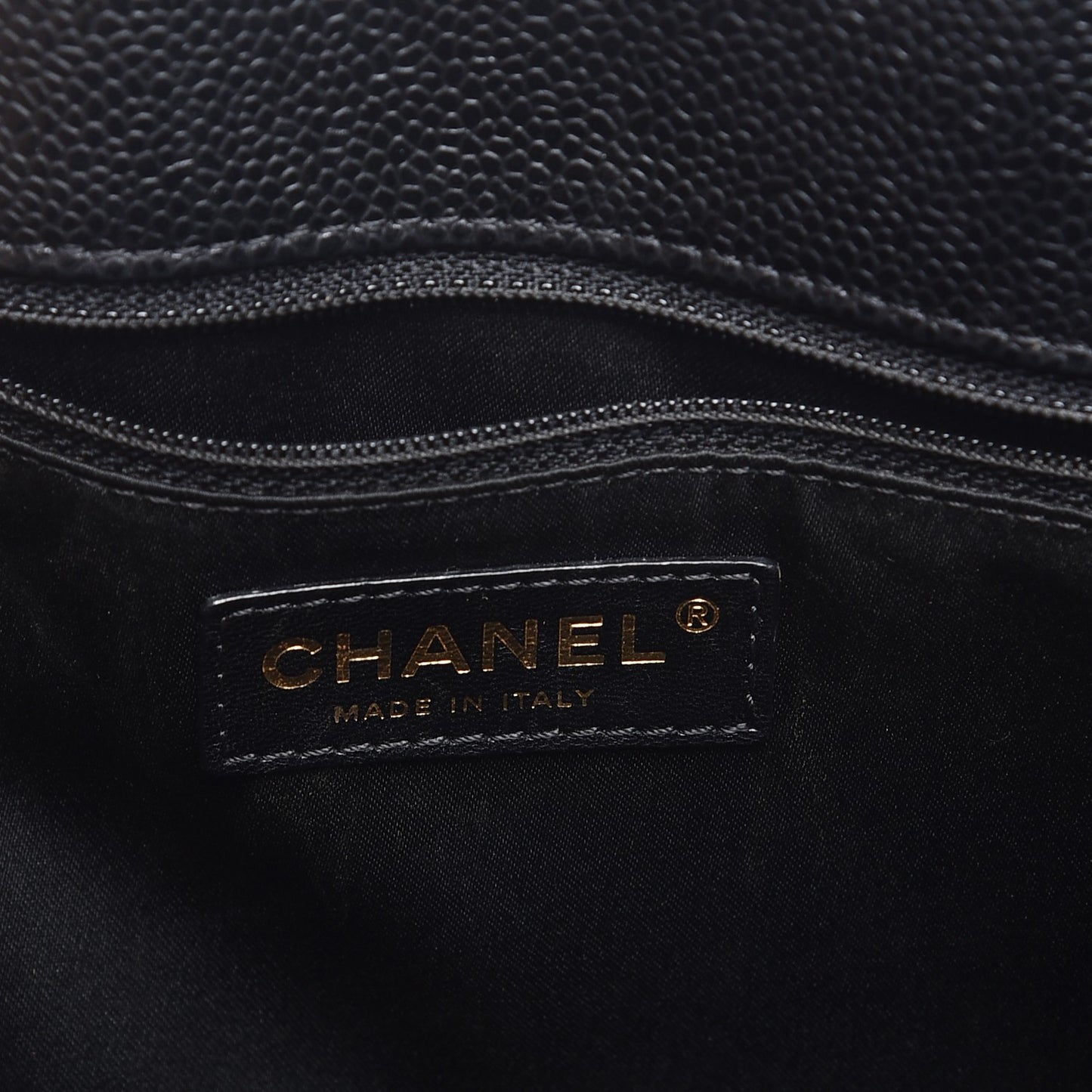 Caviar Grand Shopping Tote GST Black
