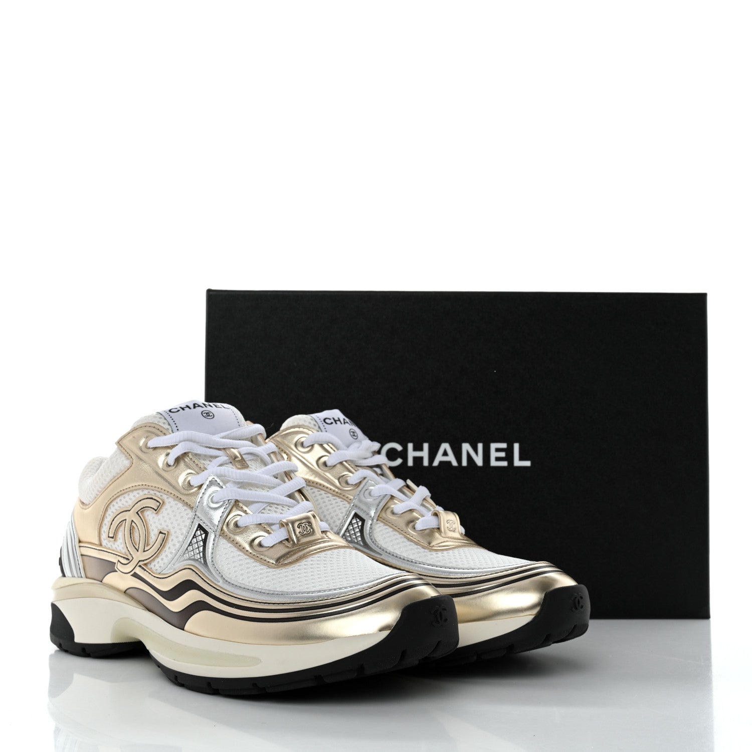 Chanel Fabric Laminated Calfskin Stretch CC Womens Sneakers 40 White Silver 9 of 9