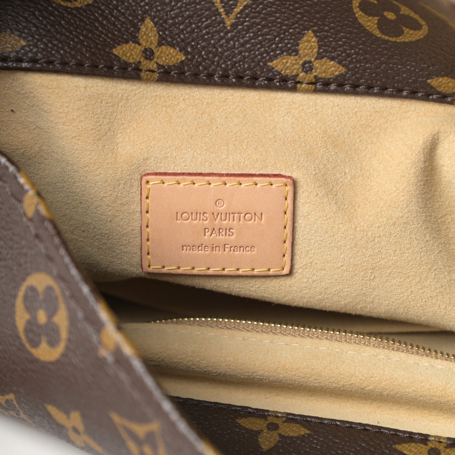Monogram Artsy MM