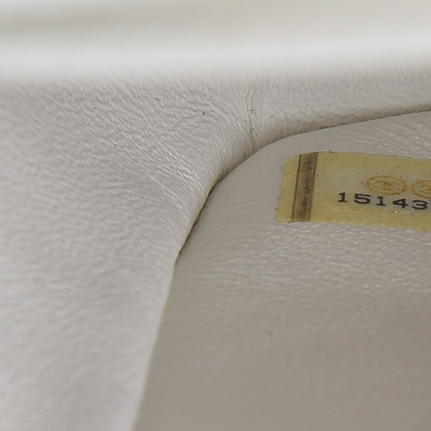 Caviar Quilted Jumbo Double Flap White