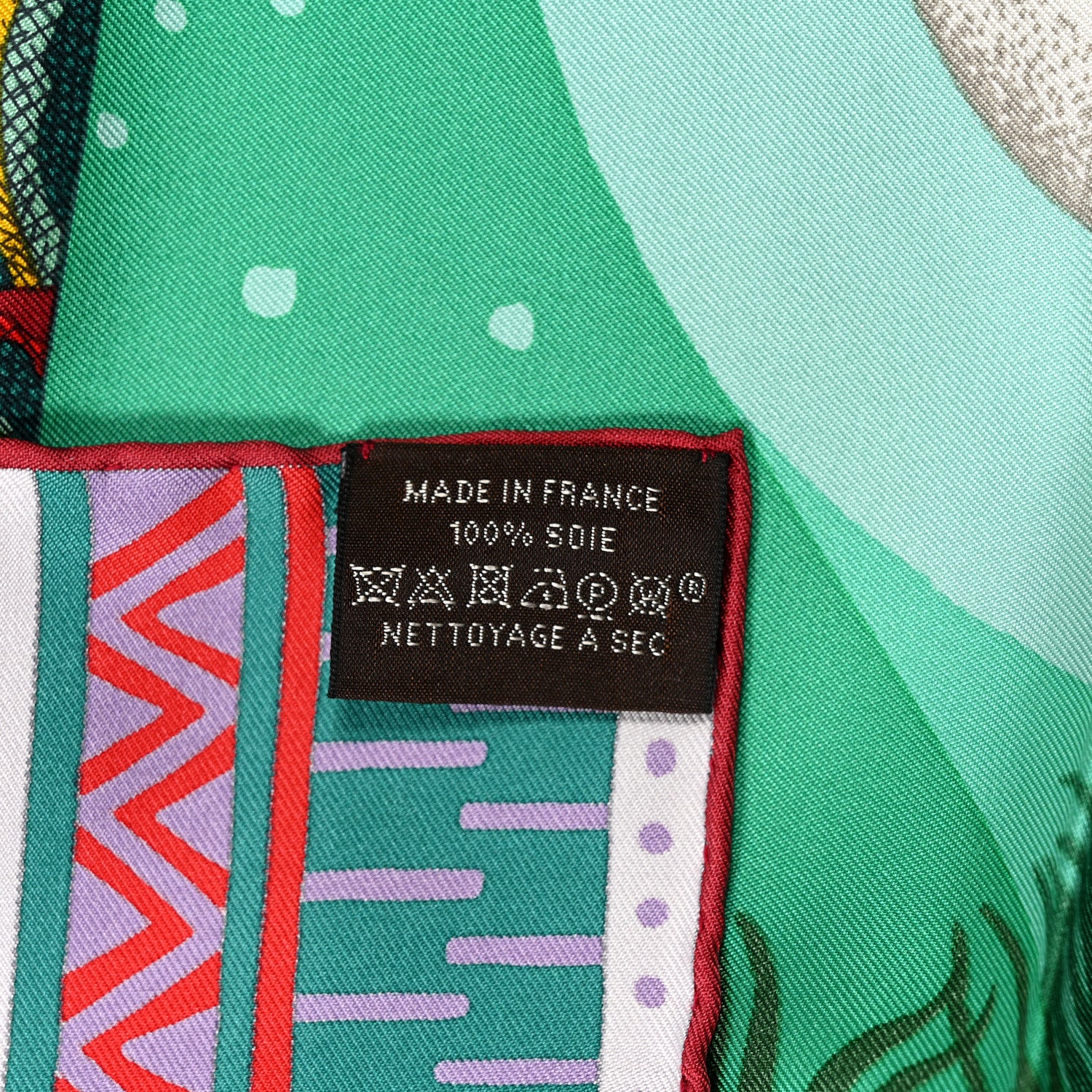 Hermes Silk Twill Acte III Scene I La Clairiere Scarf 90 Rouge Vert Mauve 4 of 6