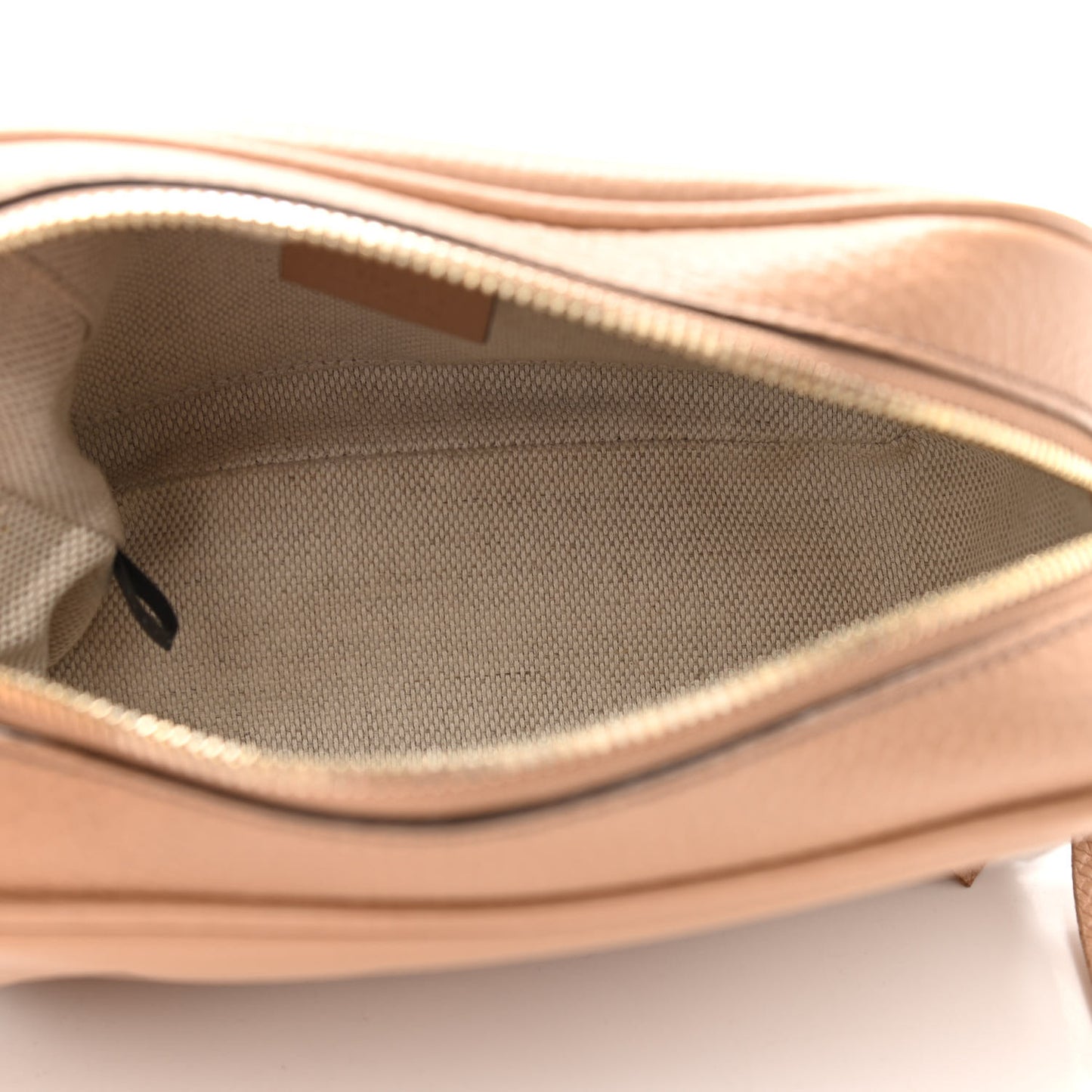 Pebbled Calfskin Small Soho Disco Bag Camelia