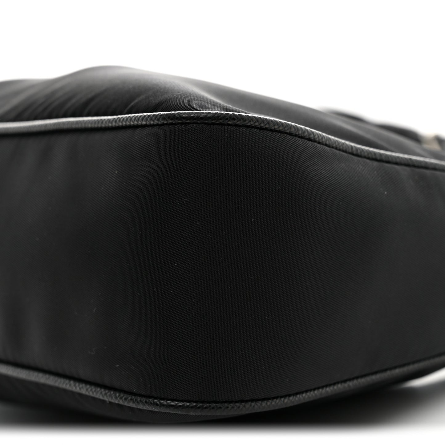 Re-Nylon Saffiano Re-Edition 2005 Shoulder Bag Black