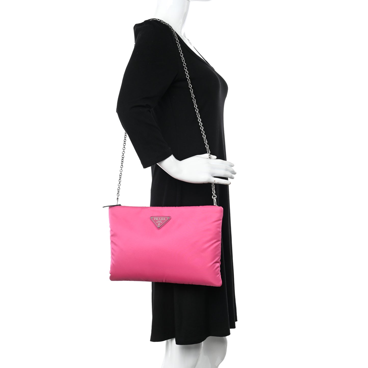 Tessuto Nylon Soft Padded Medium Chain Clutch Bag Fuxia