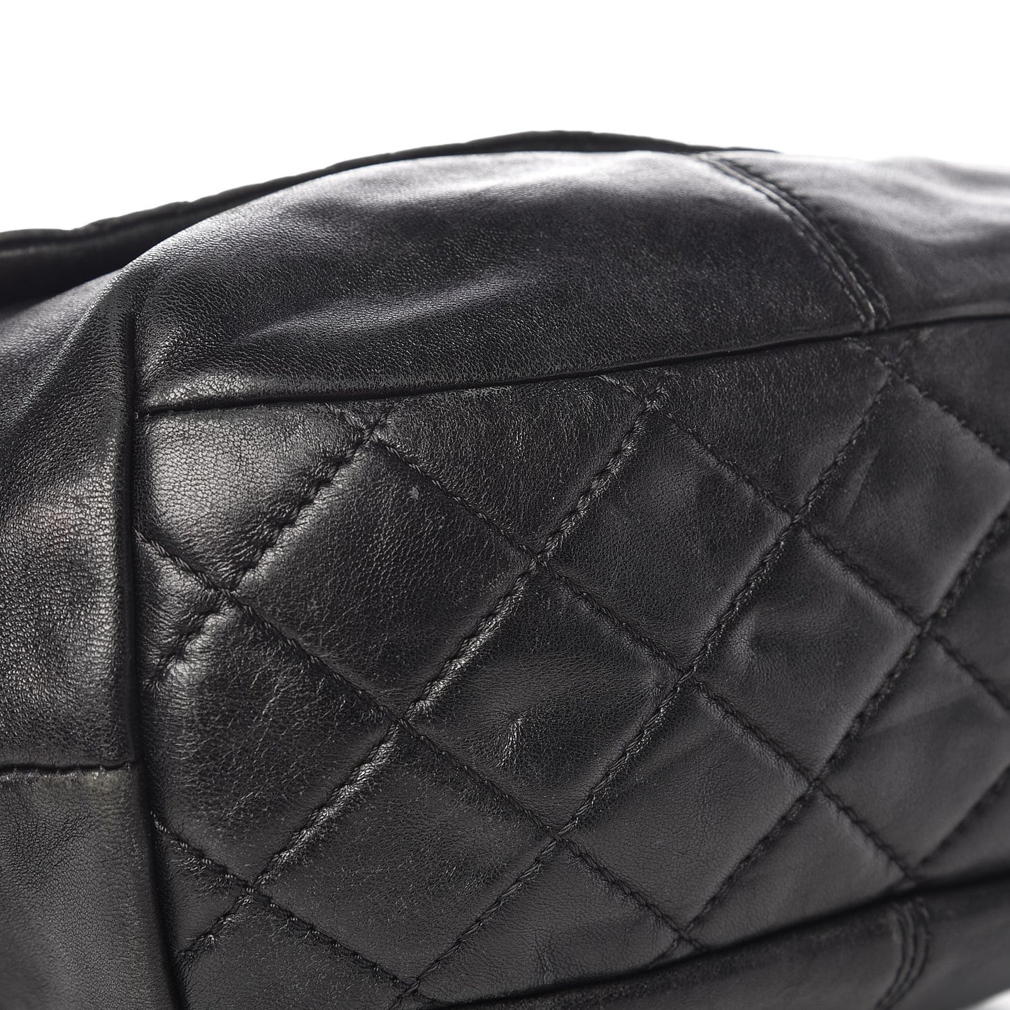 Shiny Lambskin Quilted Medium Trianon Messenger Flap Black
