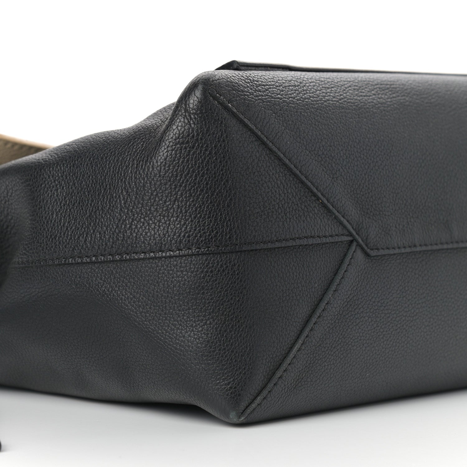 Louis Vuitton Calfskin Lockme MM Vanille Black 9 of 22