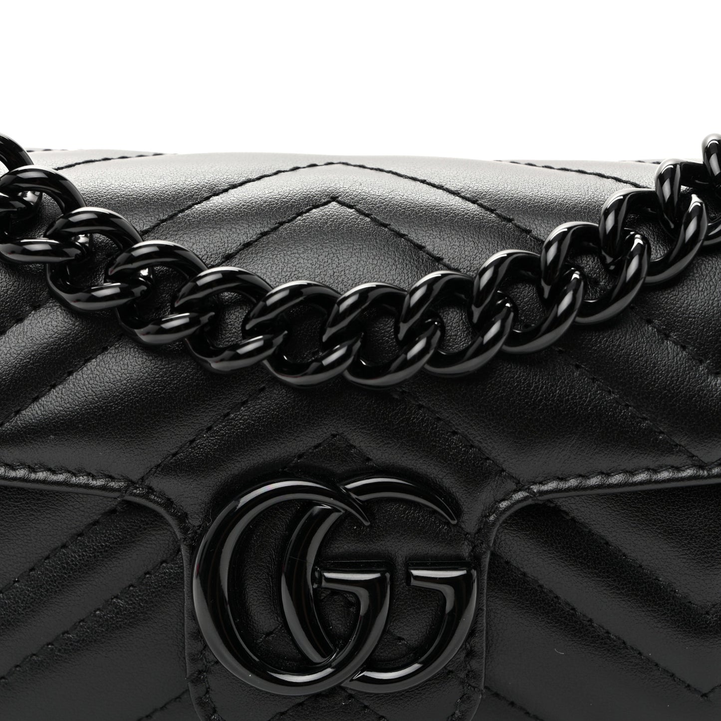Calfskin Matelasse Monochrome GG Marmont Chain Belt Bag Black