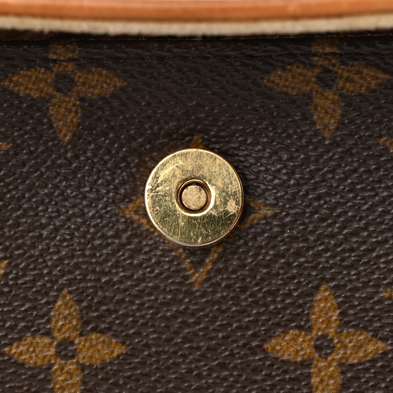 Louis Vuitton Monogram Pochette Florentine L 15 of 15
