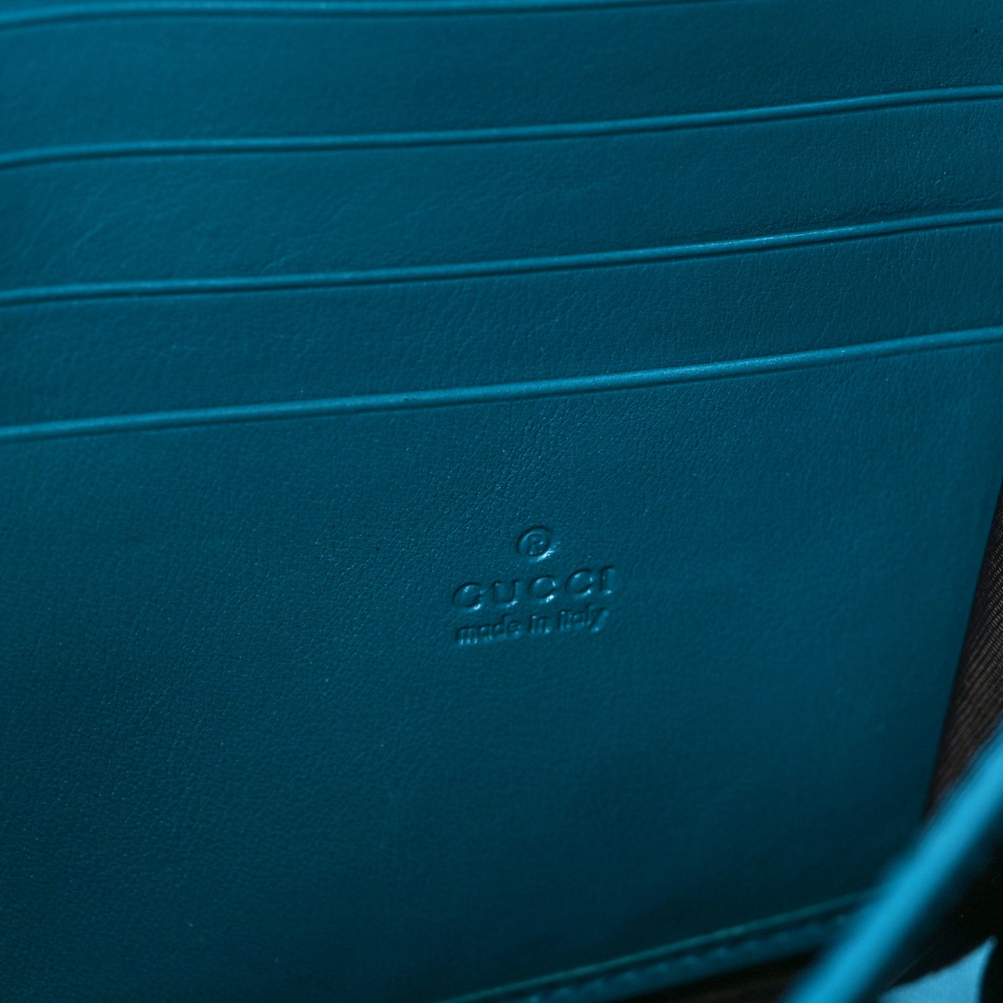 Velvet Matelasse GG Marmont Chain Wallet Pavone Cyan