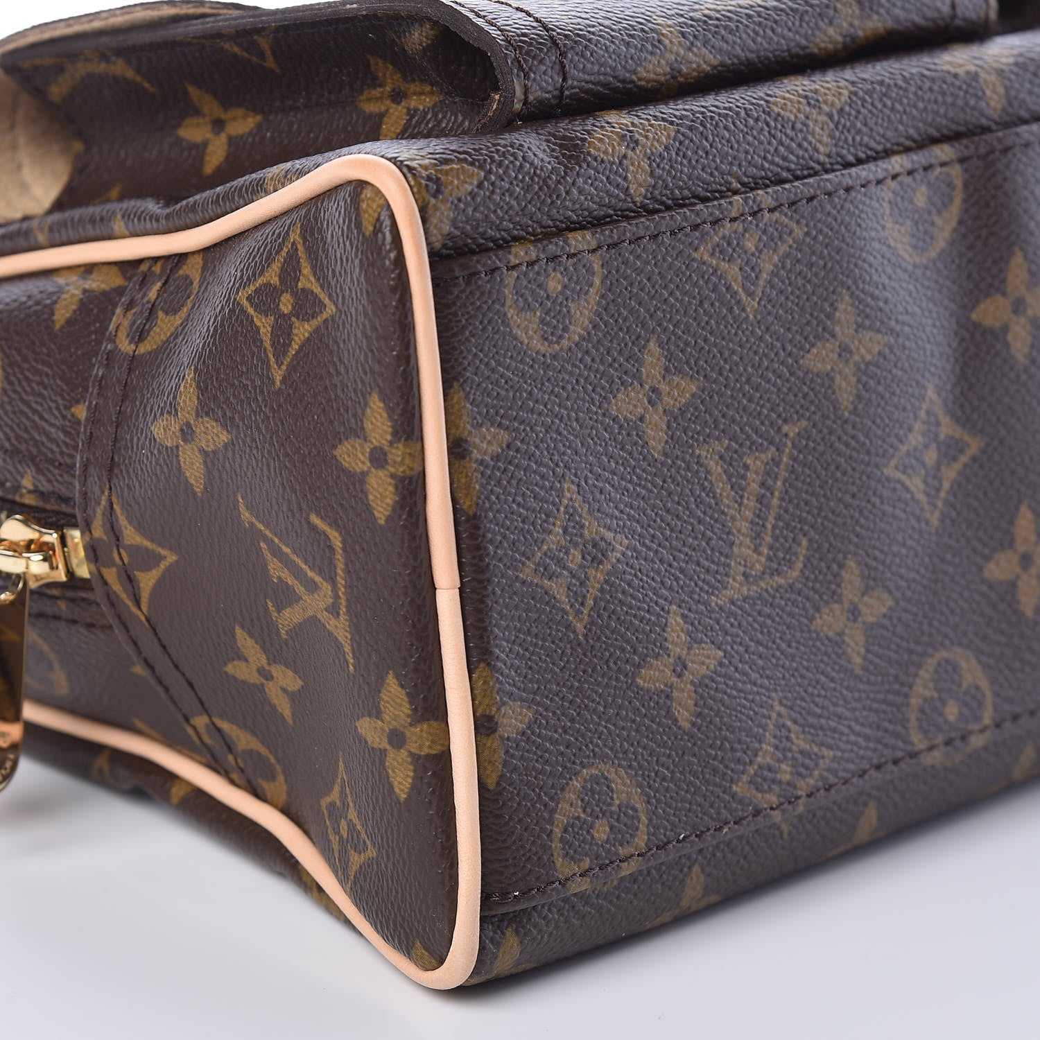 Louis Vuitton Monogram Manhattan PM 7 of 9