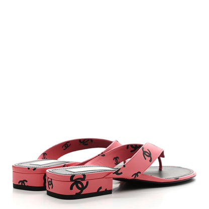 Chanel Lambskin Printed CC Thong Sandals 40 Pink Black 4 of 8