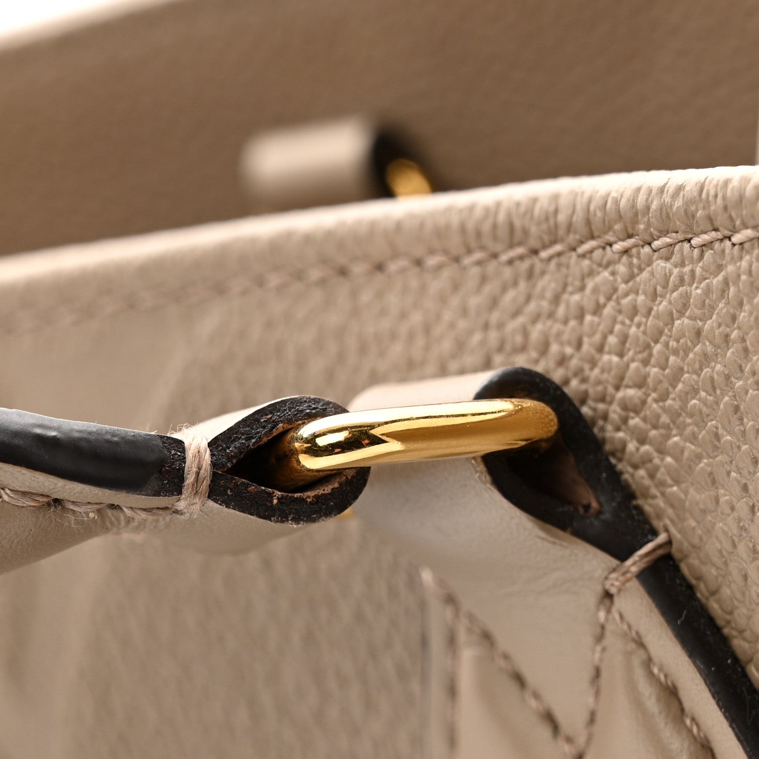 Louis Vuitton Empreinte Monogram Giant Onthego MM Tourterelle 12 of 13