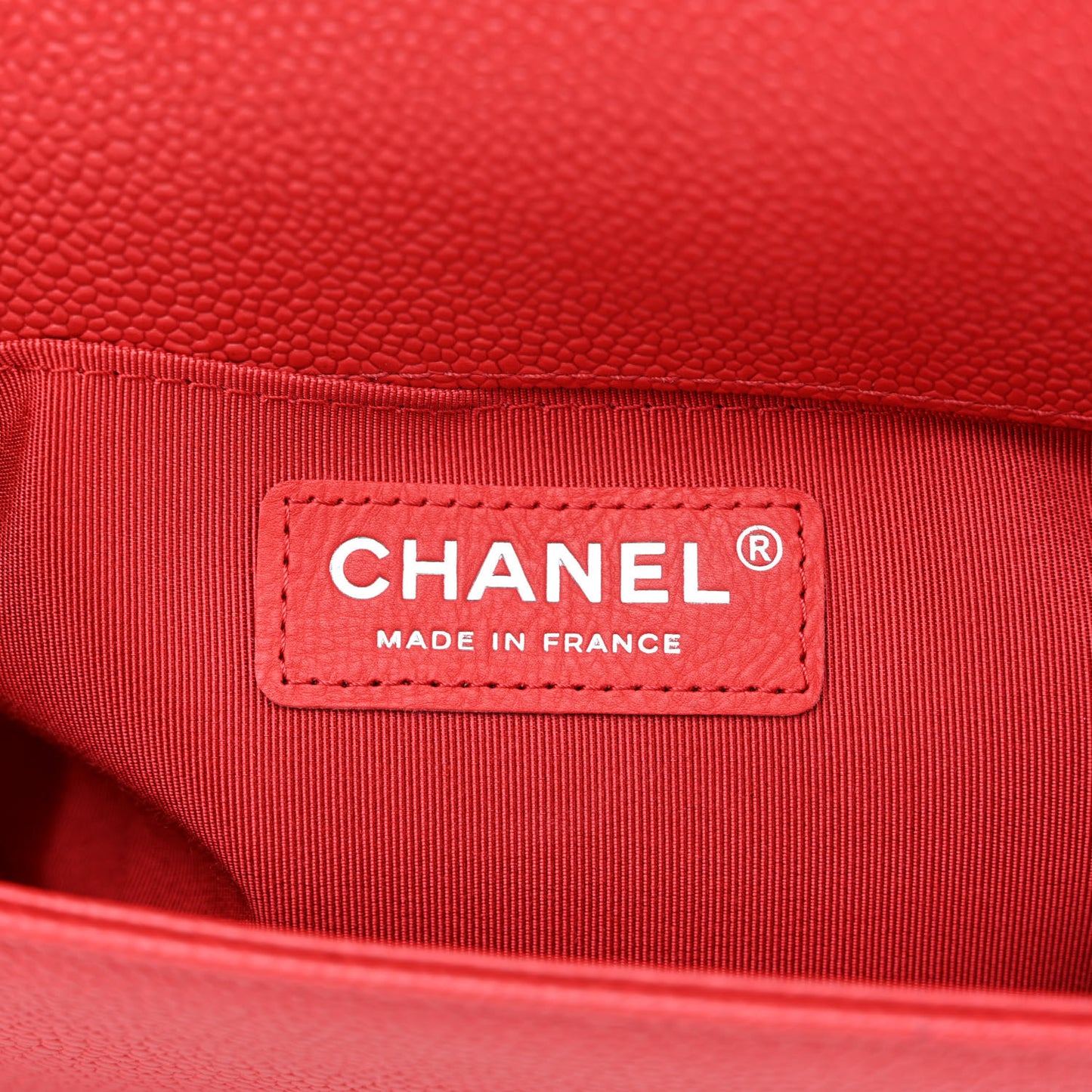 Caviar Chevron Quilted Medium Boy Flap Red