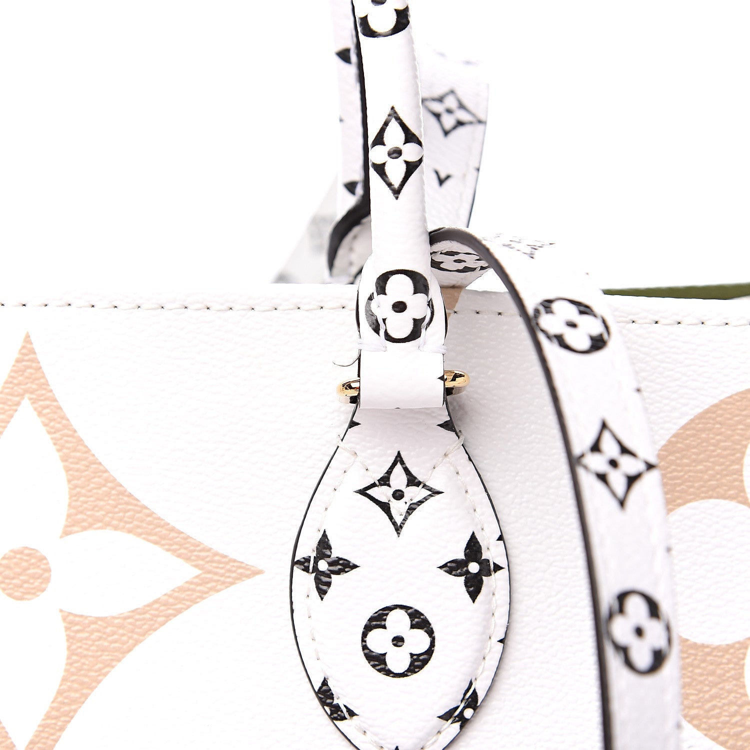 Louis Vuitton Monogram Giant Onthego GM Kaki Beige 8 of 10