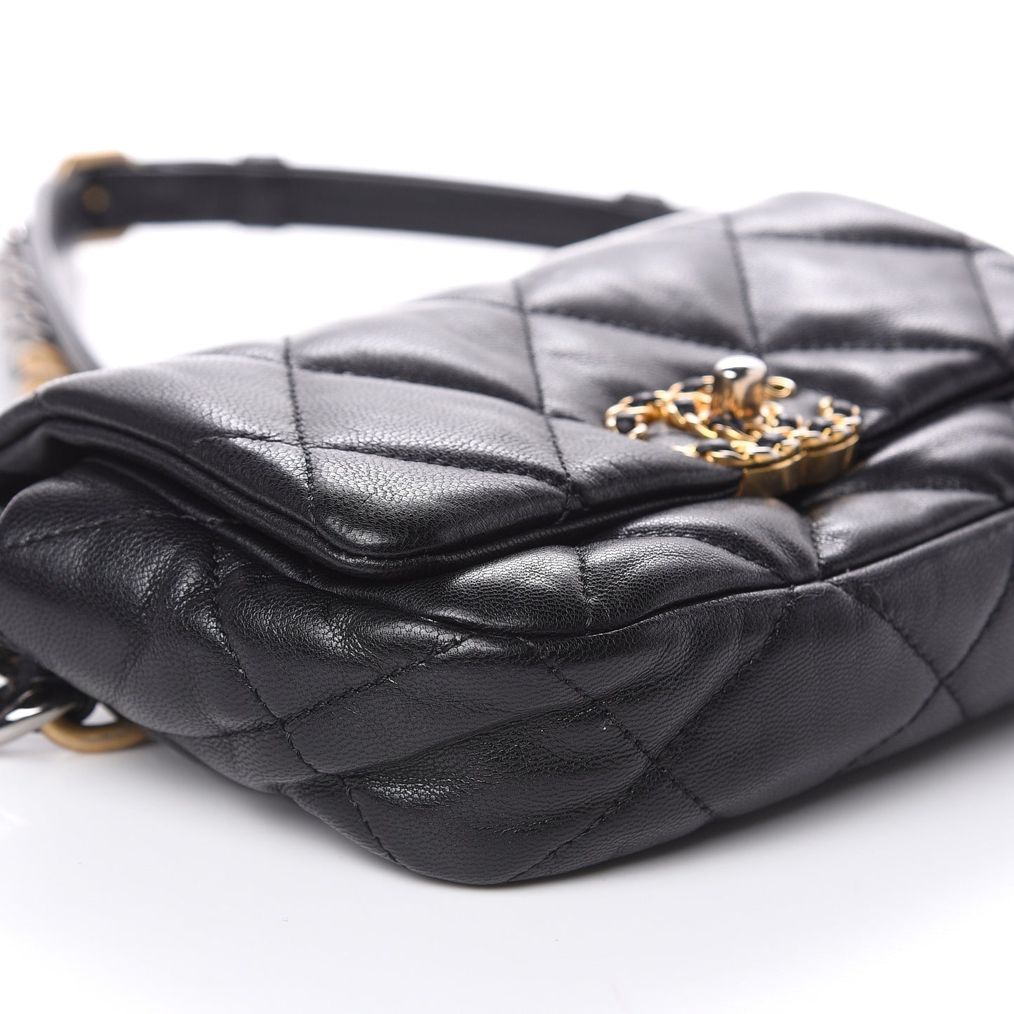 Lambskin Quilted Chanel 19 Waist Bag Black