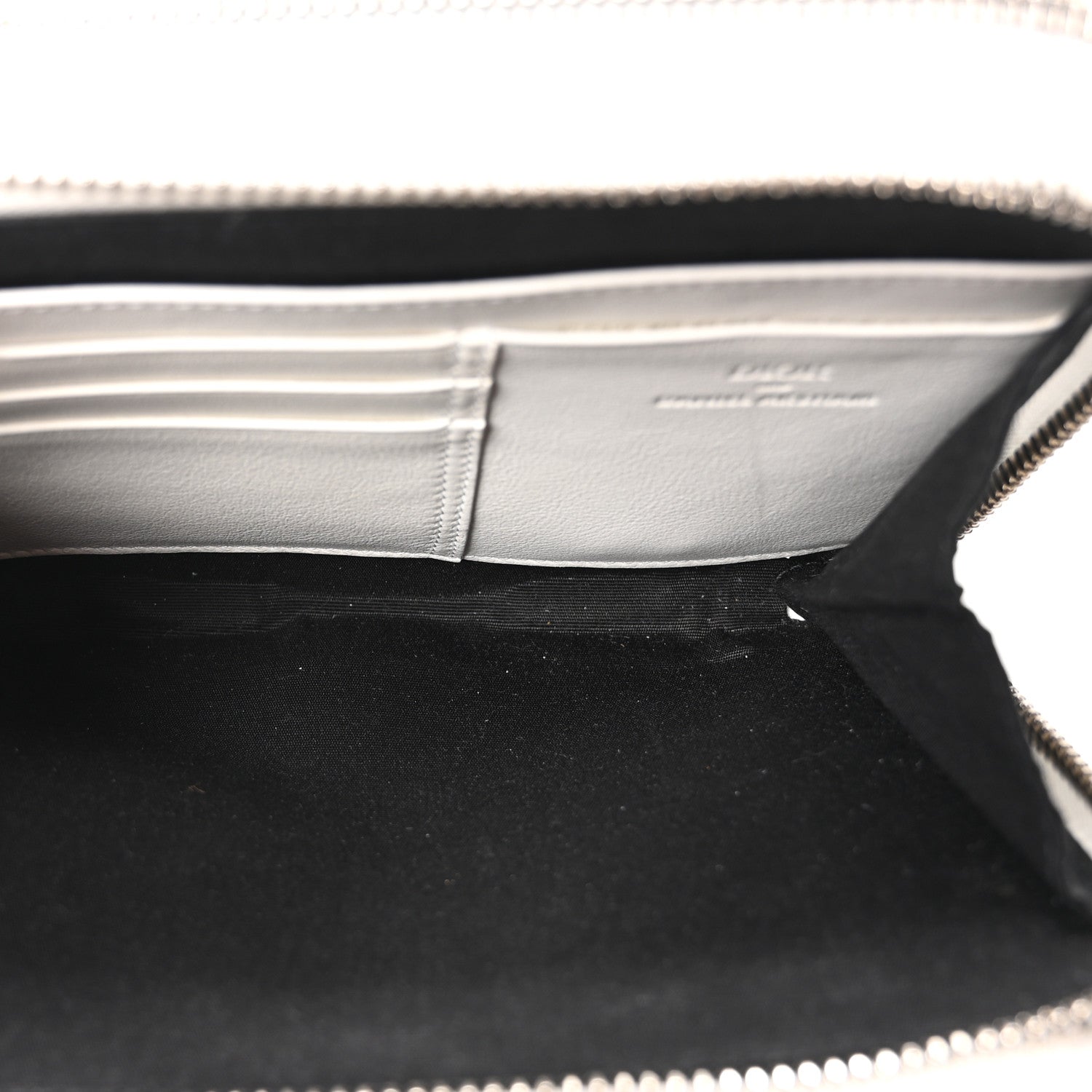 Christian Dior X DANIEL ARSHAM Grained Calfskin Newspaper Messenger White 5 of 9