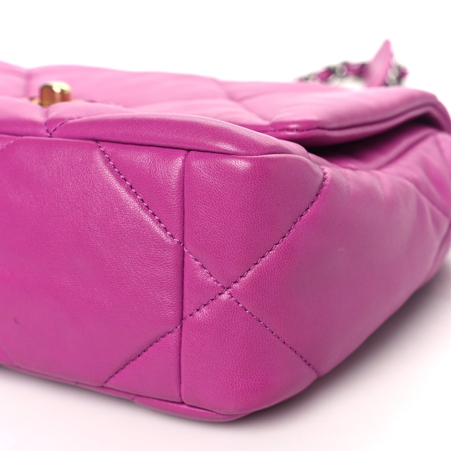 Lambskin Quilted Medium Chanel 19 Flap Purple