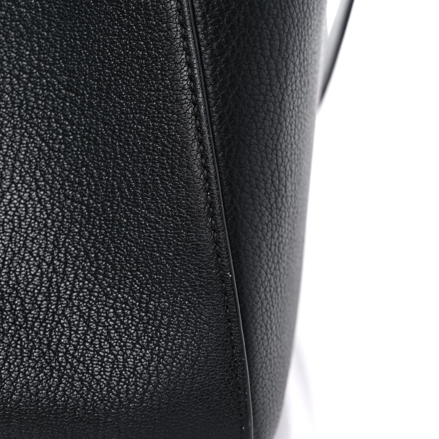 Sugar Goatskin Medium Antigona Black