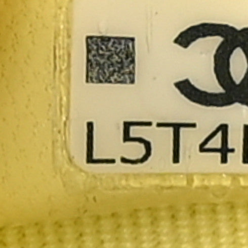 Chanel Lambskin Quilted Zipped Pouch Green Yellow 7 of 9