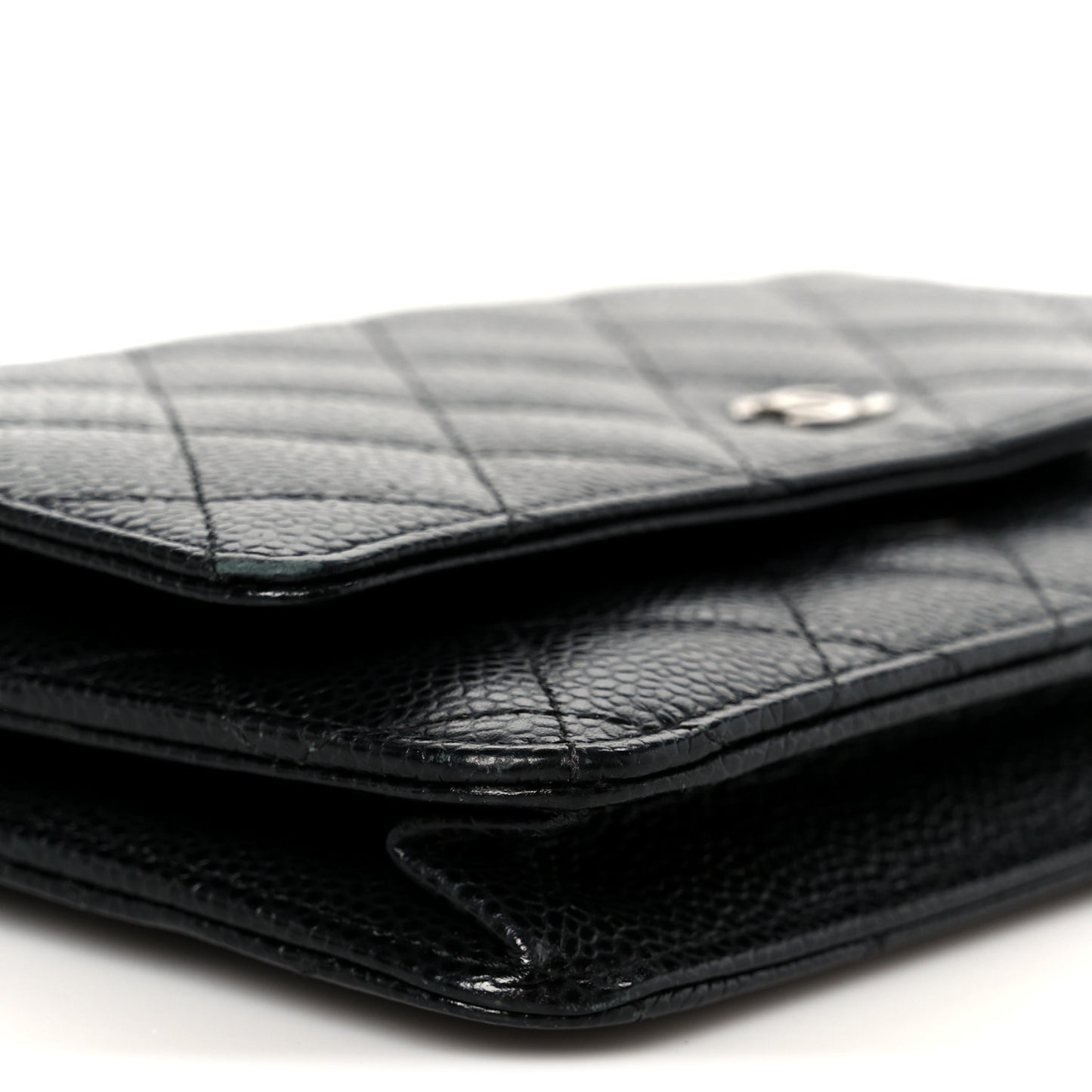Caviar Quilted Wallet on Chain WOC Black
