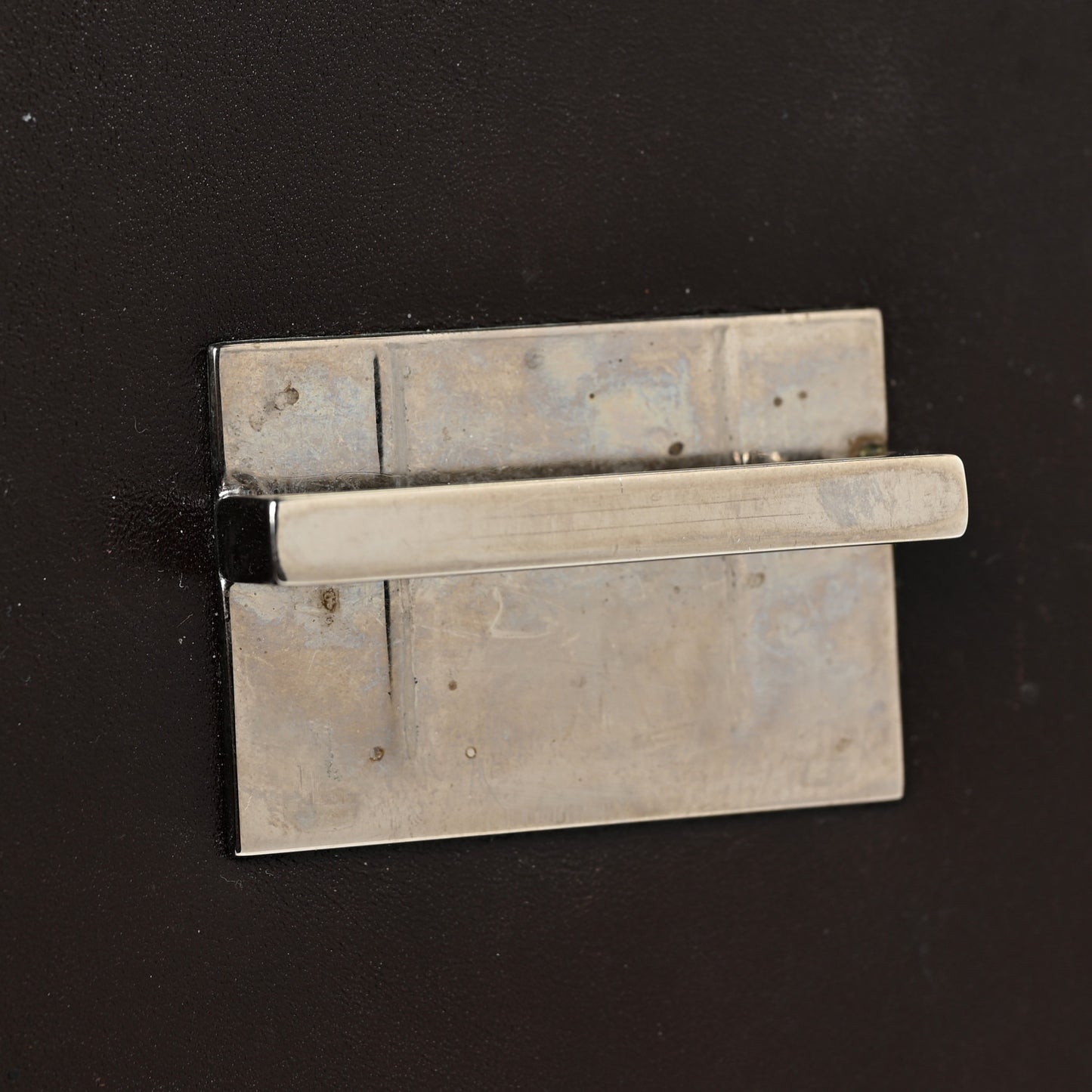 Zucca Calfskin Flap Clutch Tobacco Black