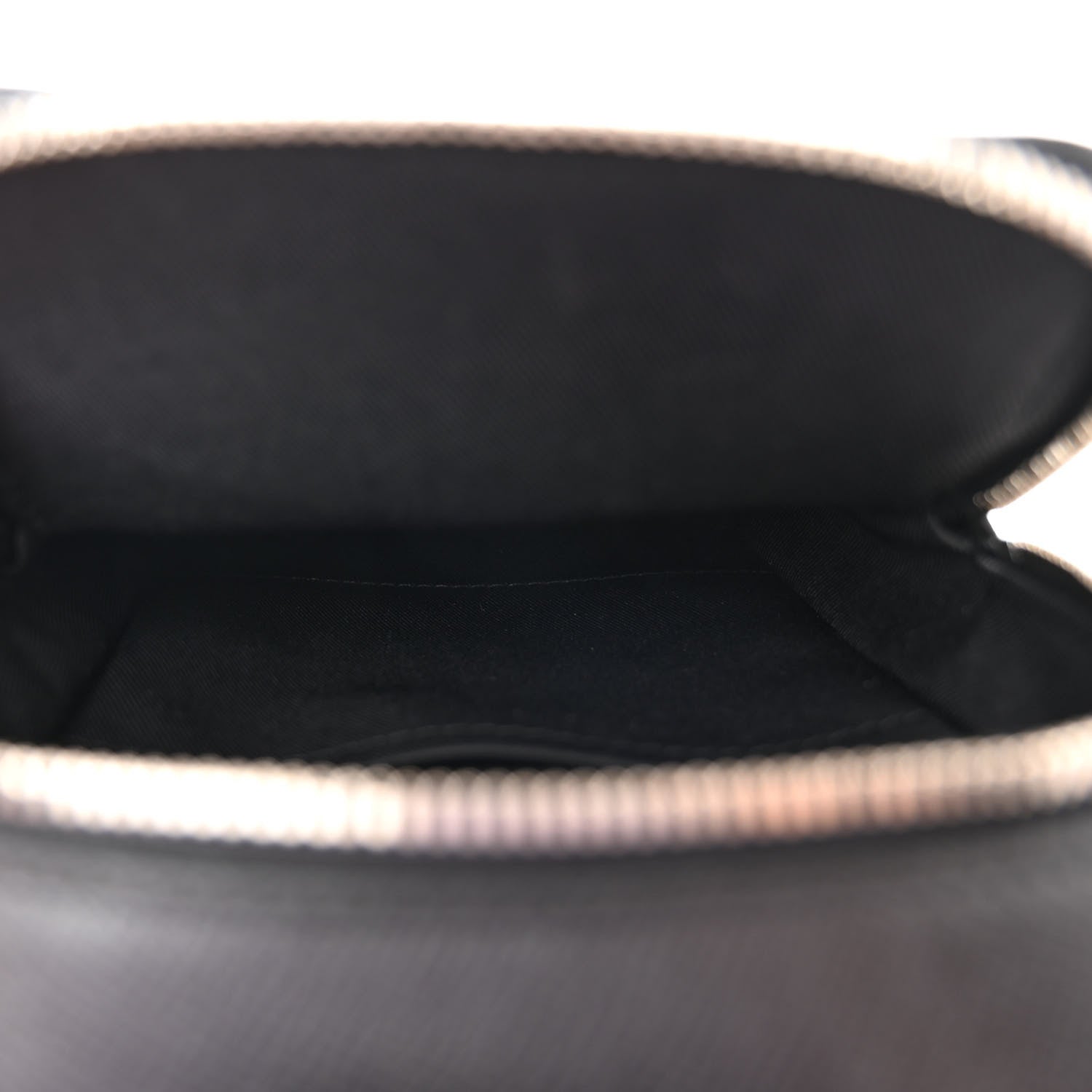 Louis Vuitton Taigarama Outdoor Slingbag Black 5 of 9