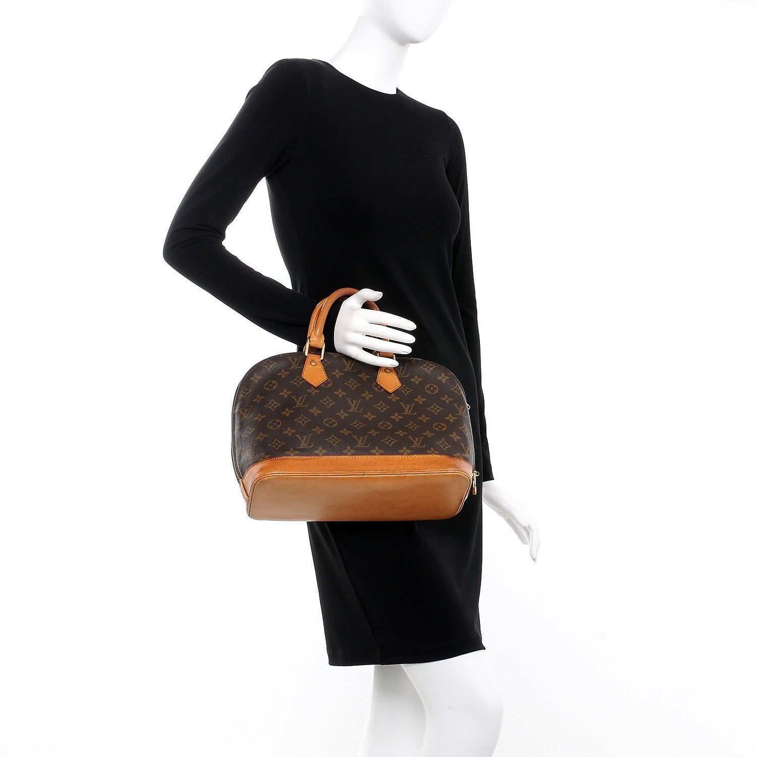 Louis Vuitton Monogram Alma PM 3 of 12