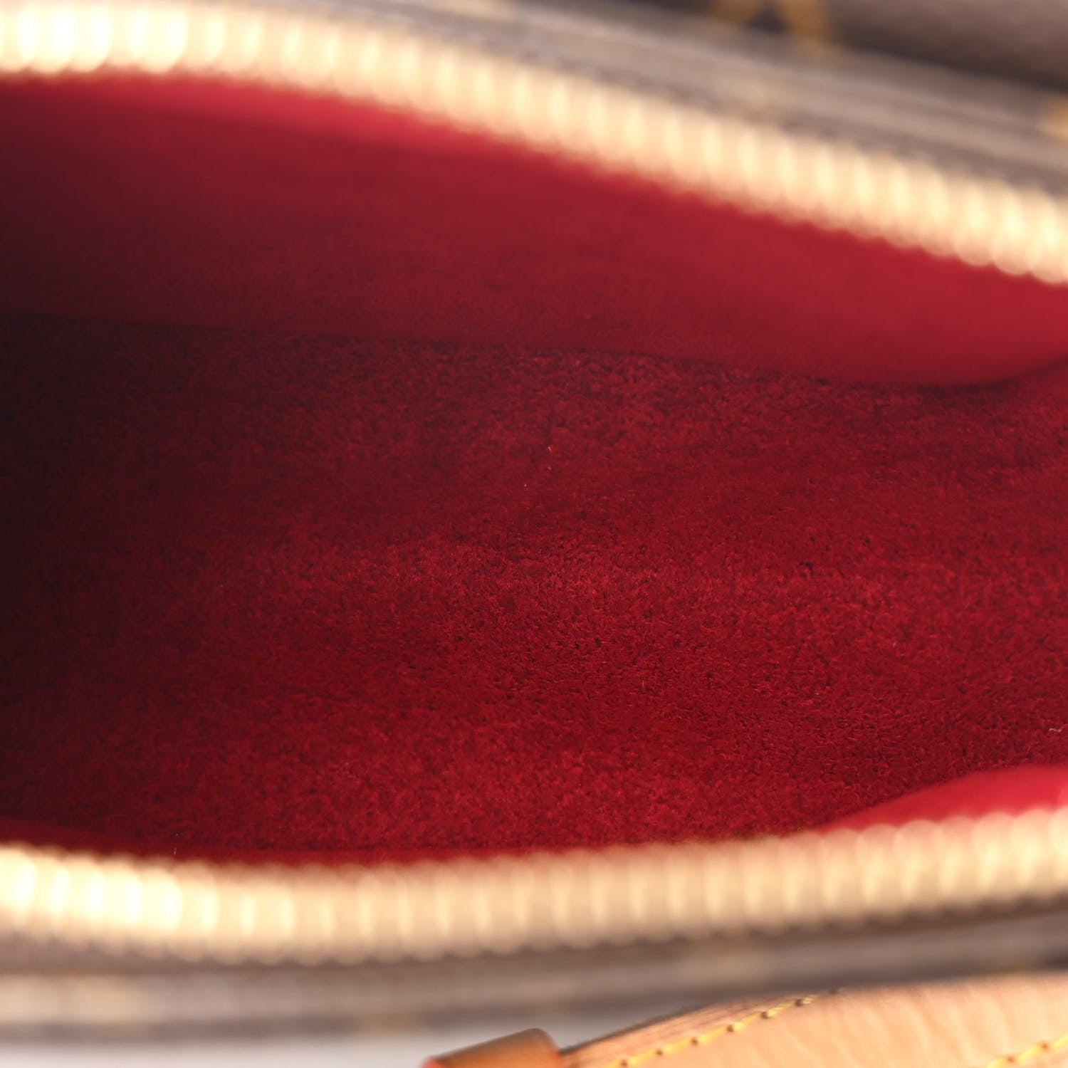 Louis Vuitton Monogram Viva-Cite PM 5 of 9