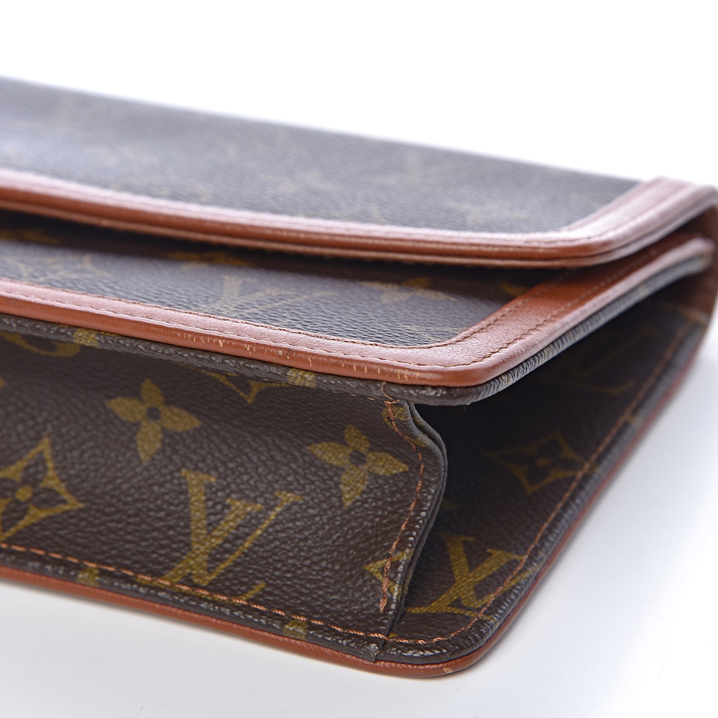 Monogram Pochette Dame 26