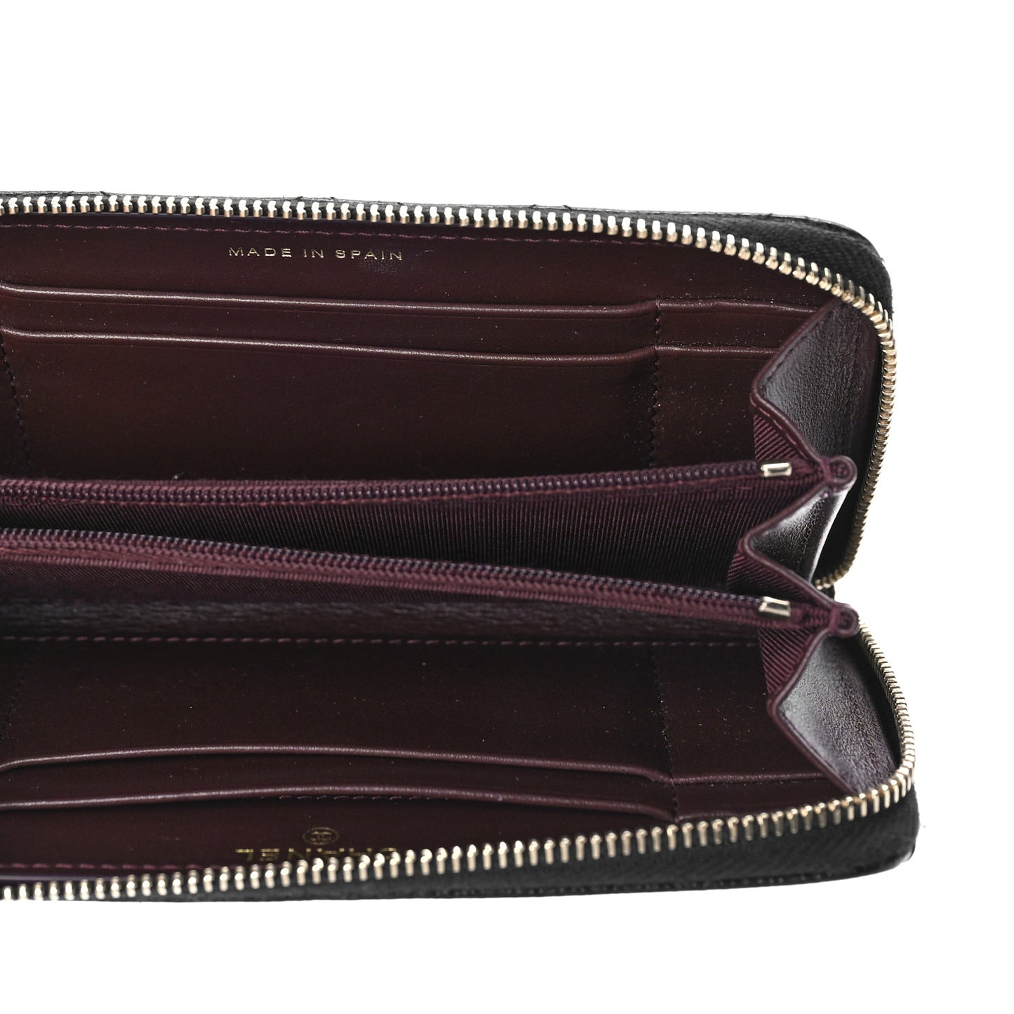 Caviar Quilted Medium Zip Around Wallet Black