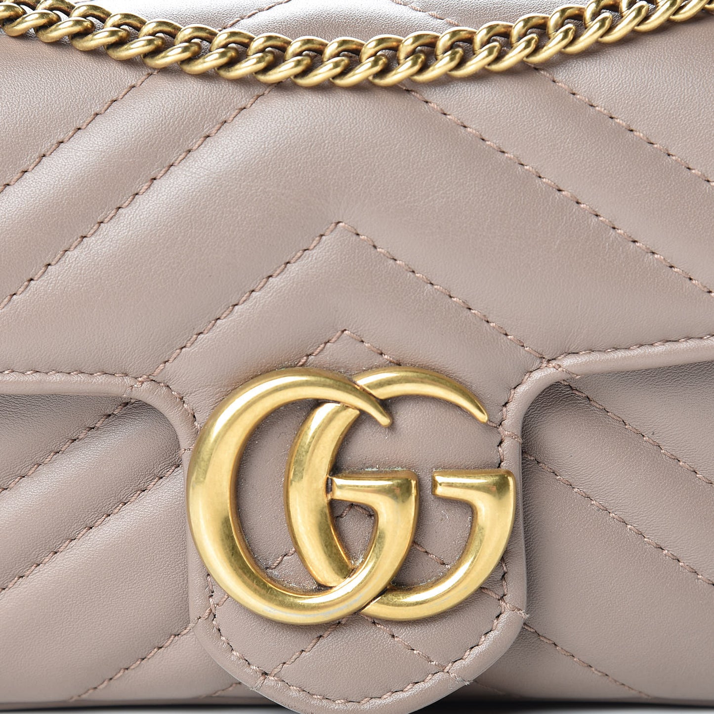 Calfskin Matelasse Super Mini GG Marmont Shoulder Bag Porcelain Rose
