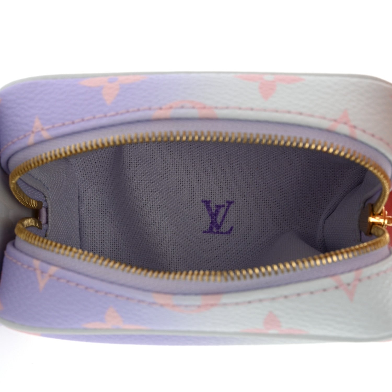Louis Vuitton Monogram Giant Spring In The City Wapity Case Sunrise Pastel 5 of 7