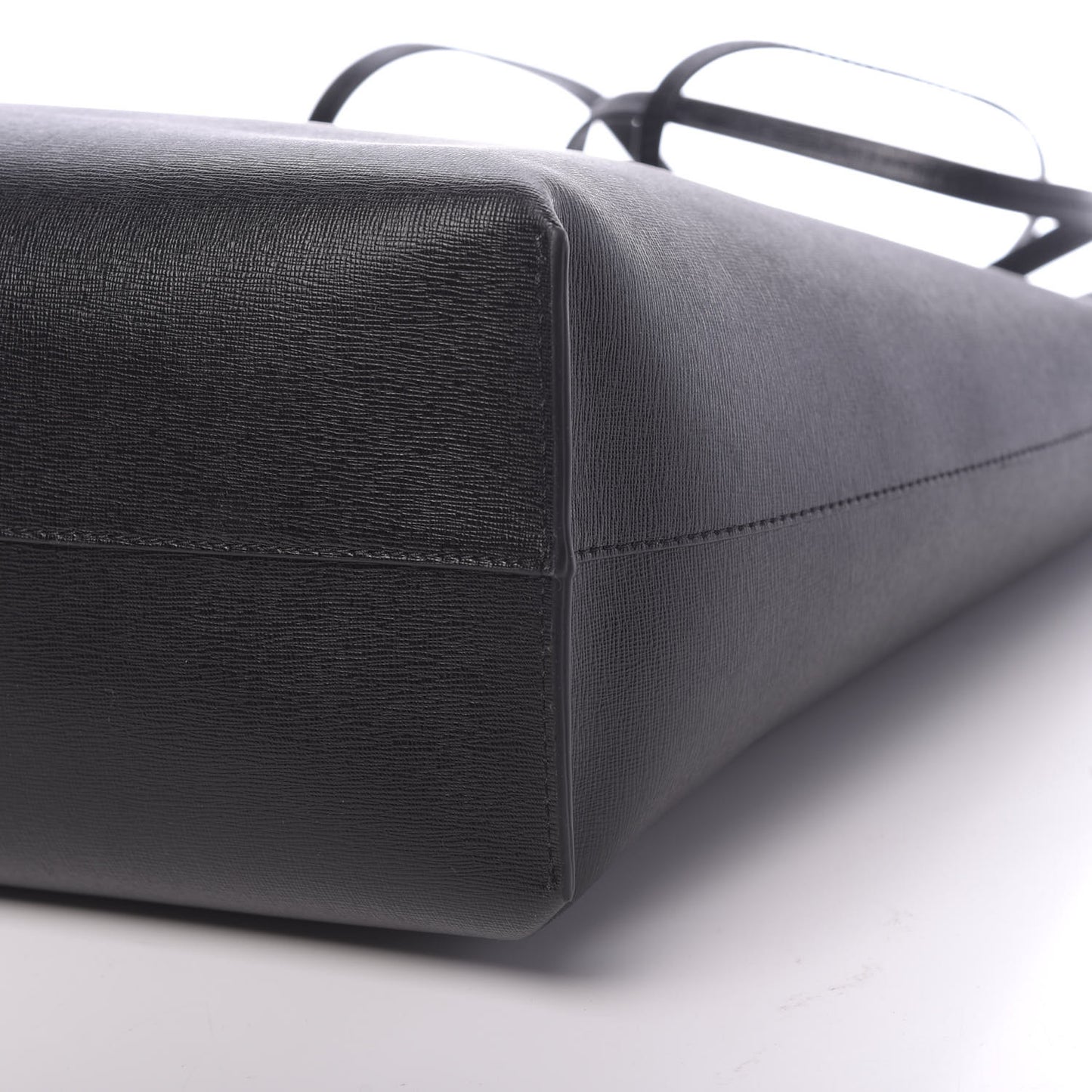 Saffiano Palazzo Medusa Tote Black