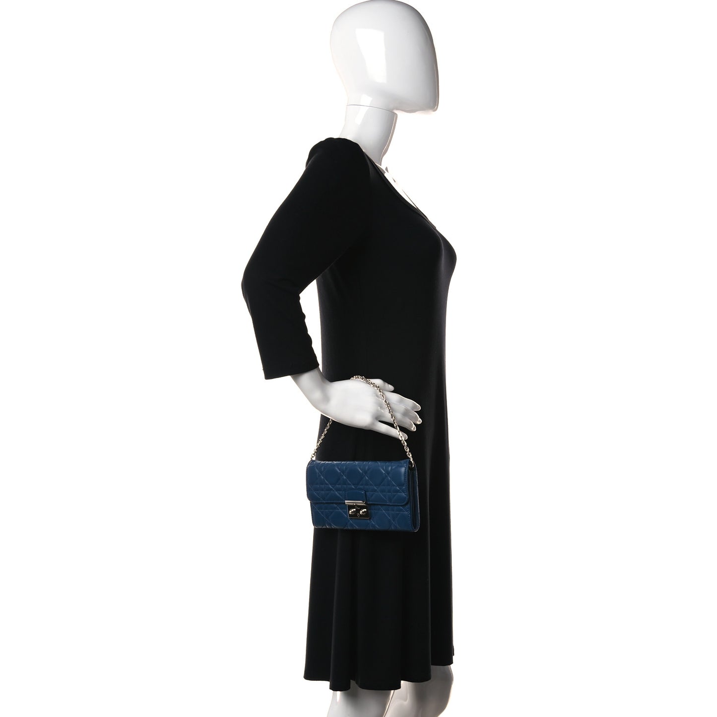Lambskin Cannage Miss Dior Chain Wallet Navy