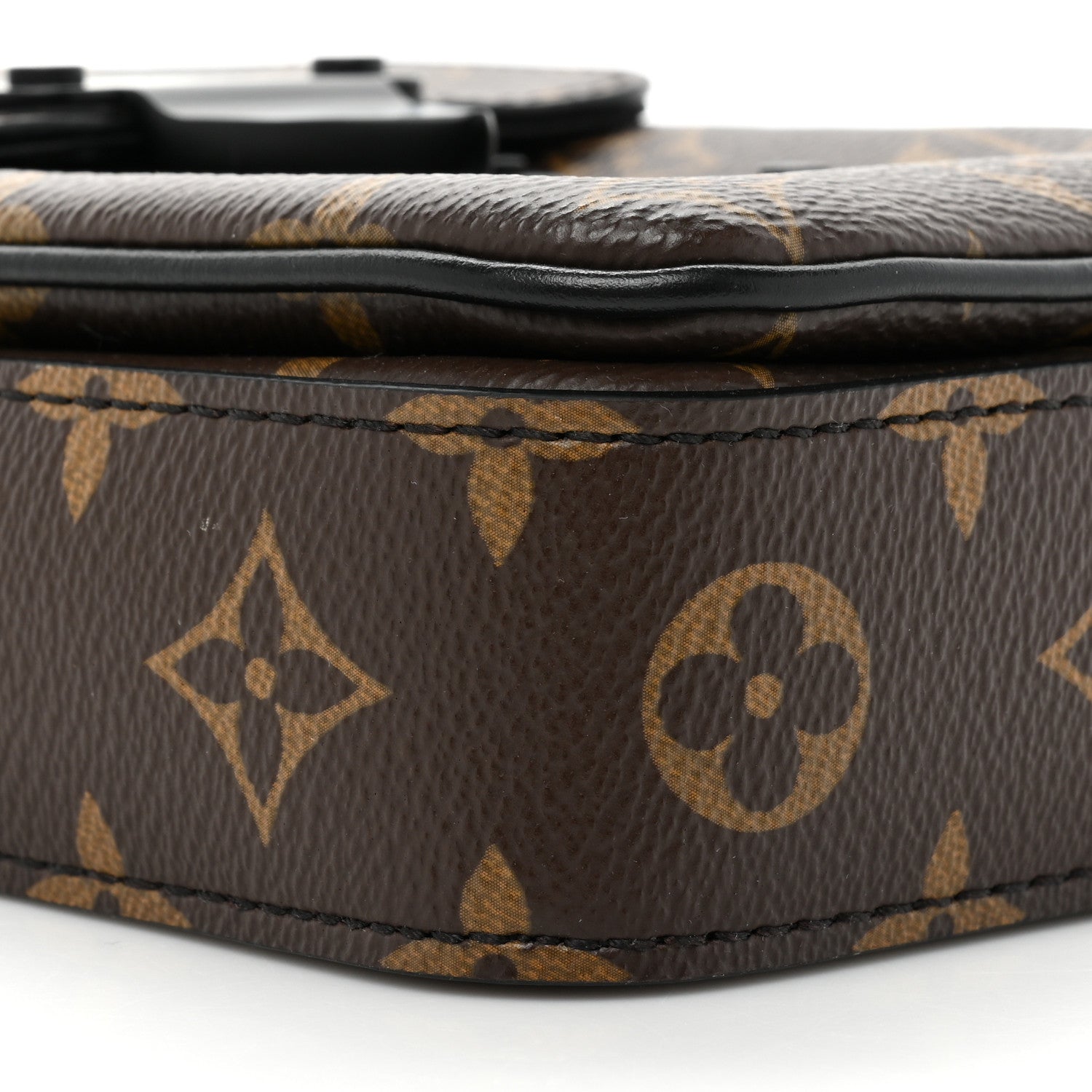 Louis Vuitton Monogram S Lock Vertical Wearable Wallet 8 of 9