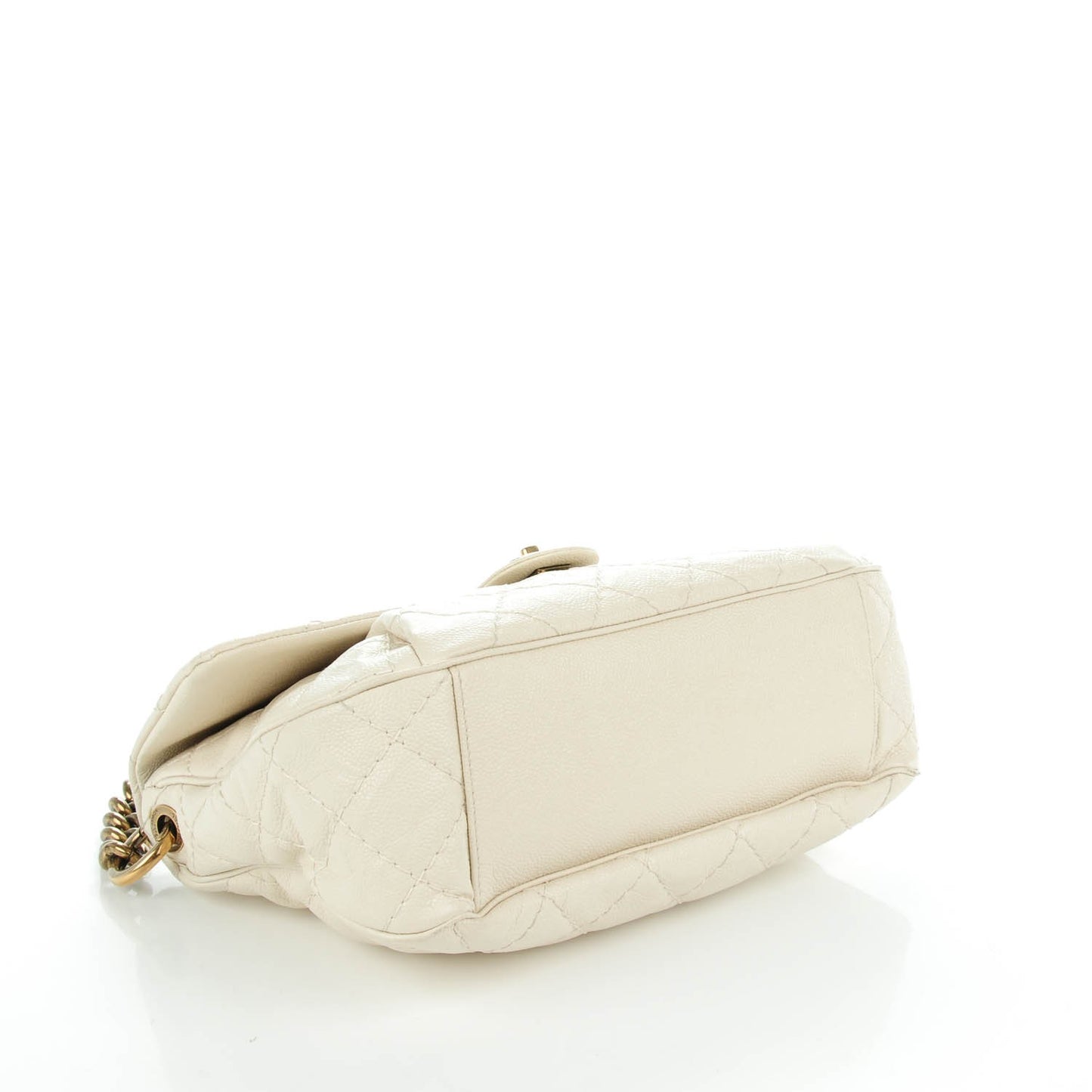 Crumpled Grained Calfskin Coco Pleats Messenger Flap Ivory