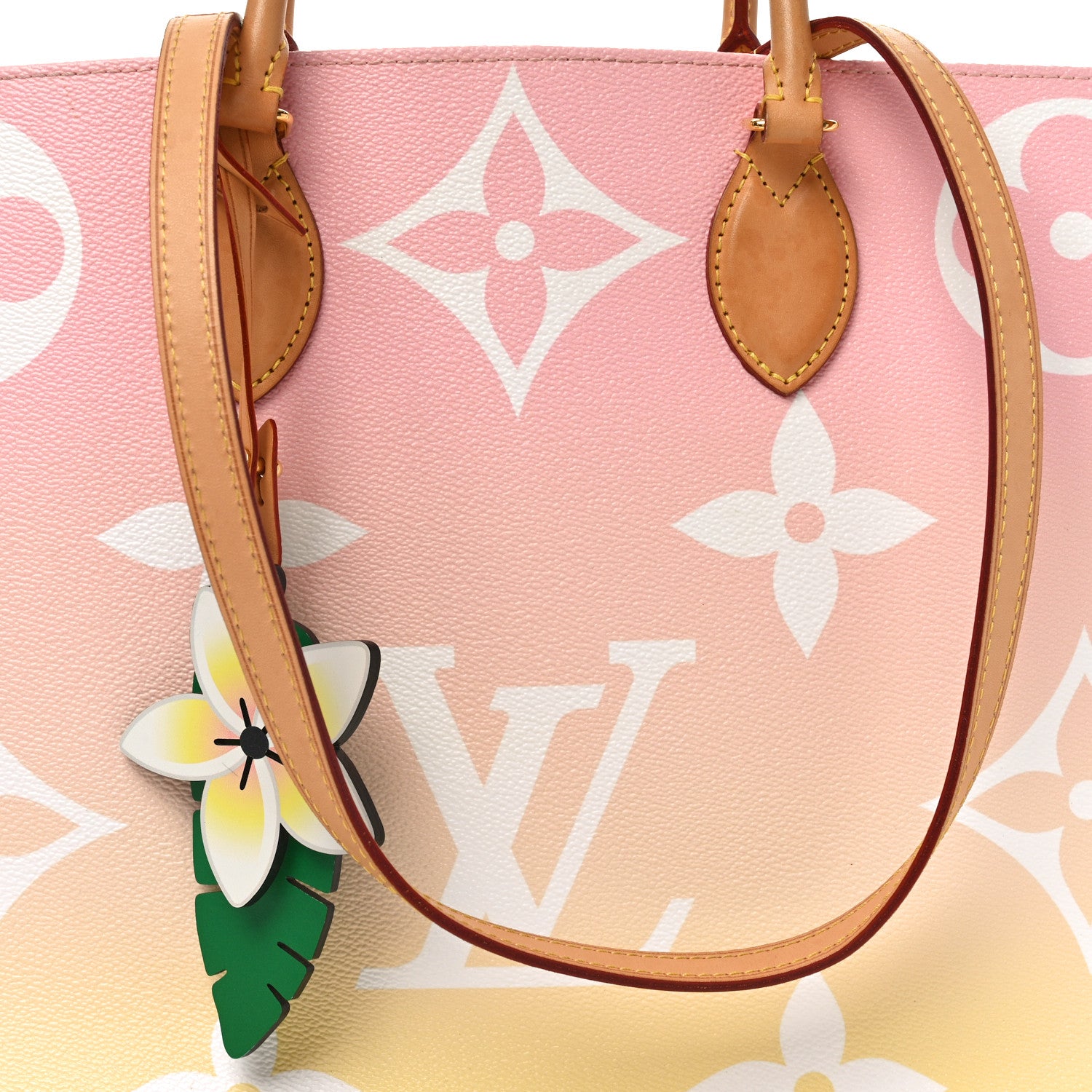 Louis Vuitton Monogram Giant By The Pool Onthego GM Light Pink 7 of 9